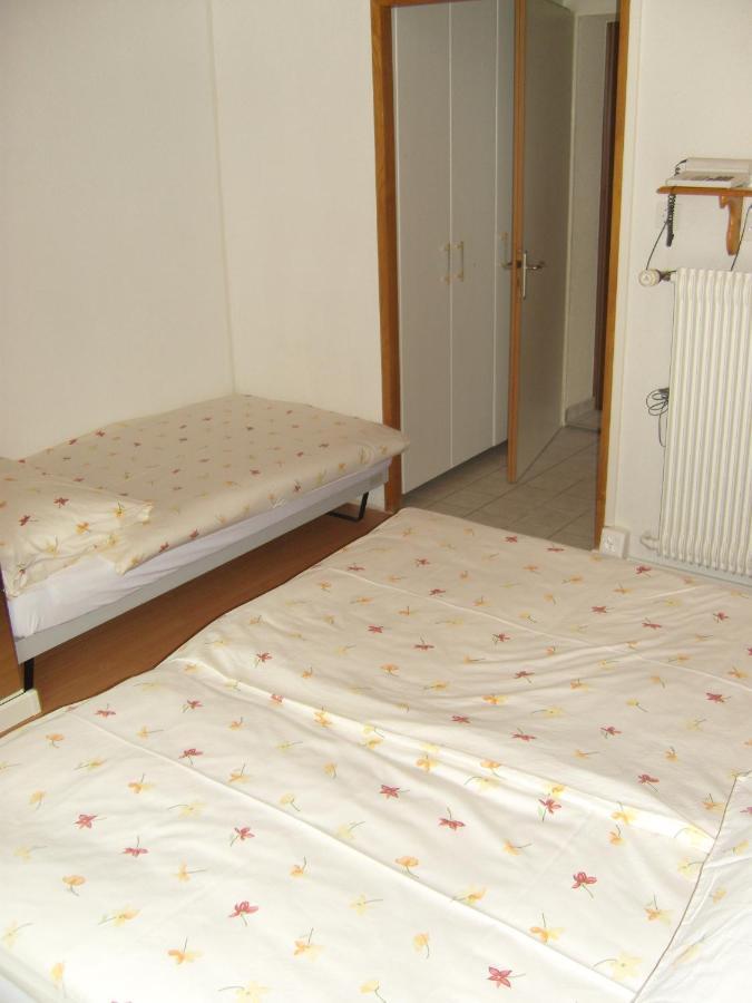 Vista Resort Hostel Zweisimmen Esterno foto