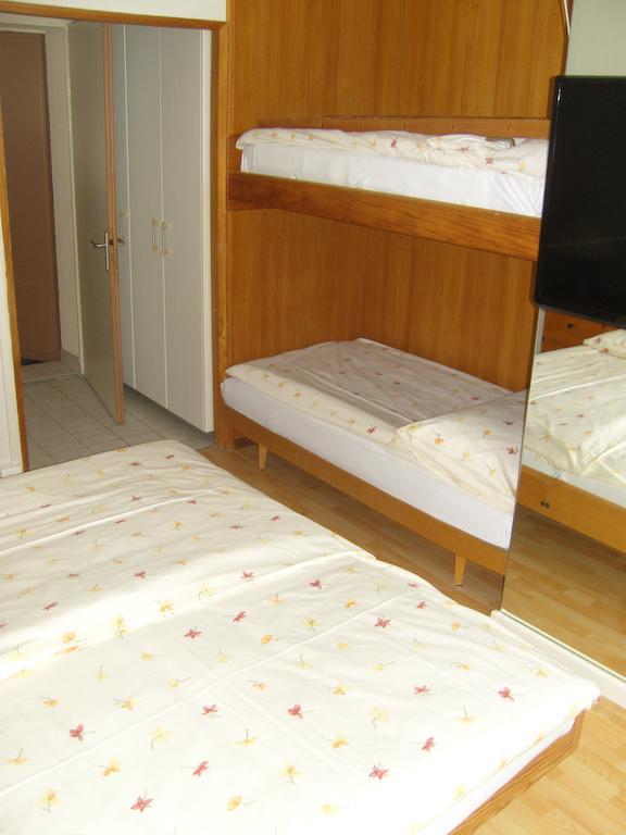 Vista Resort Hostel Zweisimmen Camera foto