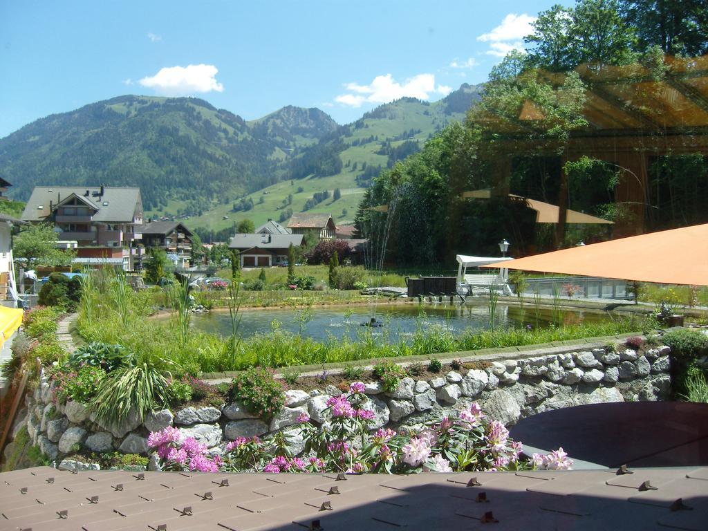 Vista Resort Hostel Zweisimmen Esterno foto